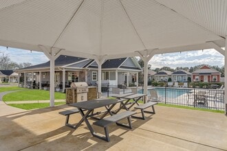 The Cottages Dothan in Midland City, AL - Foto de edificio - Building Photo