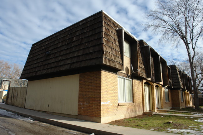 Evergreen Apartments in Boise, ID - Building Photo - Building Photo