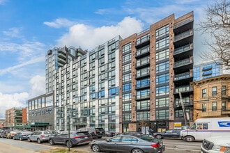 4121 23rd St in Long Island City, NY - Building Photo - Building Photo