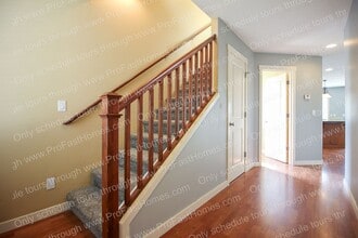 18180 SE Bush Terrace in Portland, OR - Building Photo - Building Photo