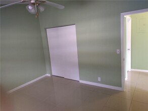 37 SE 4th Ter, Unit 1 in Dania, FL - Building Photo - Building Photo