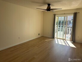 30 Dartmouth Way in North Brunswick, NJ - Building Photo