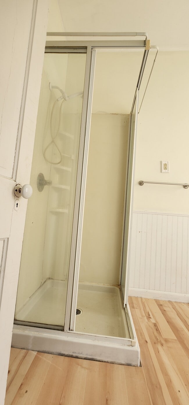 411 1st Ave S in Escanaba, MI - Building Photo - Building Photo