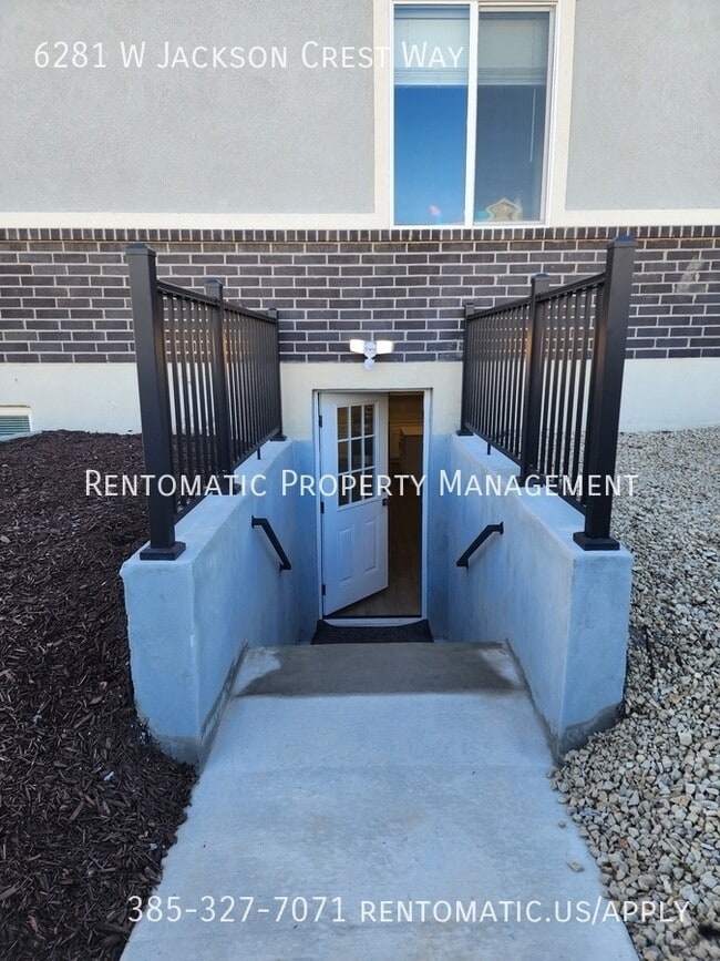 property at 6281 W Jackson Crst Wy