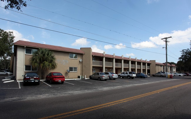 42nd Street Apartments in Tampa, FL - Foto de edificio - Building Photo