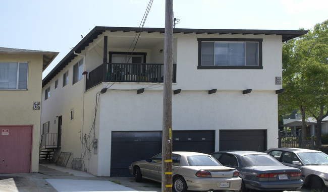 3434-3438 Arizona St in Oakland, CA - Building Photo - Building Photo