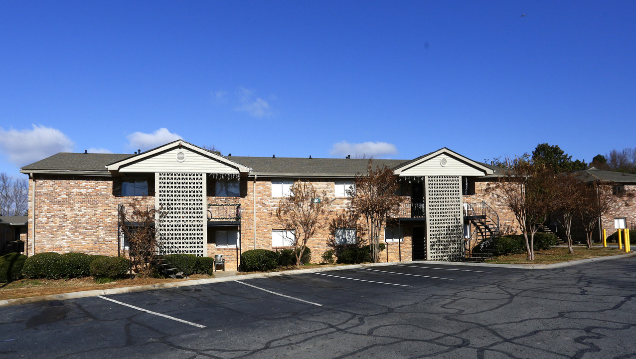 Chamblee Heights in Chamblee, GA - Building Photo