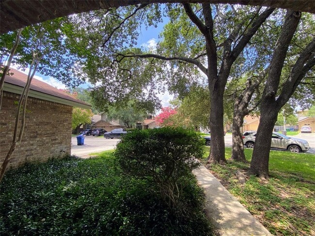 3215 Tree Grove Dr in San Antonio, TX - Building Photo - Building Photo