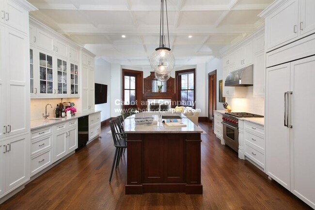 343 Commonwealth Ave, Unit #10 in Boston, MA - Building Photo - Building Photo