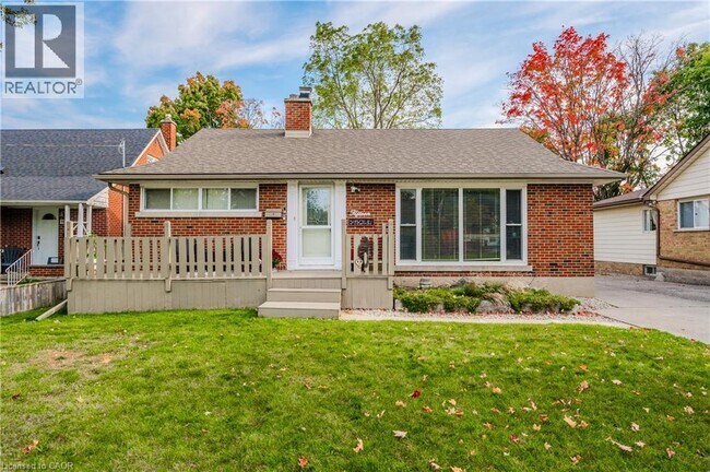 property at 15 Edinburgh Rd