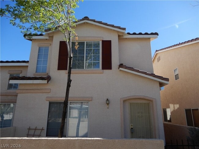 42 Belle Essence Ave