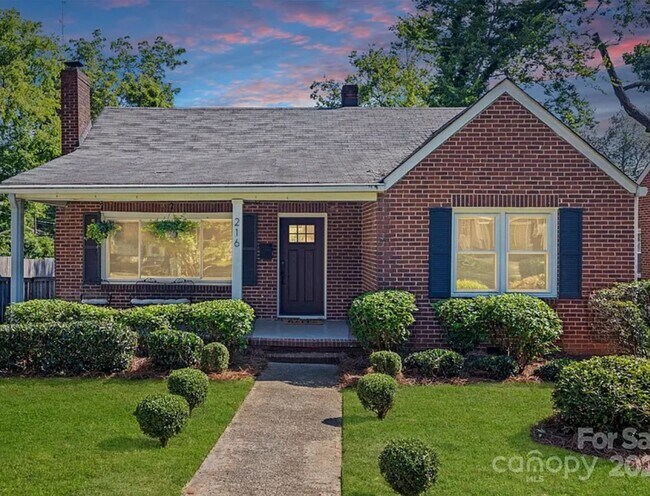 property at 216 Sylvania Ave