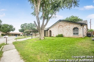 5003 Starfire St in San Antonio, TX - Building Photo - Building Photo