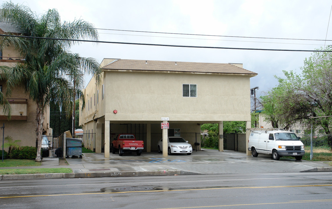 15164 Roscoe Blvd in Panorama City, CA - Building Photo