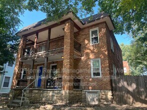 1114 W 41st Terrace in Kansas City, MO - Building Photo - Building Photo