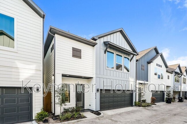 833 Dorchester St in Houston, TX - Building Photo - Building Photo