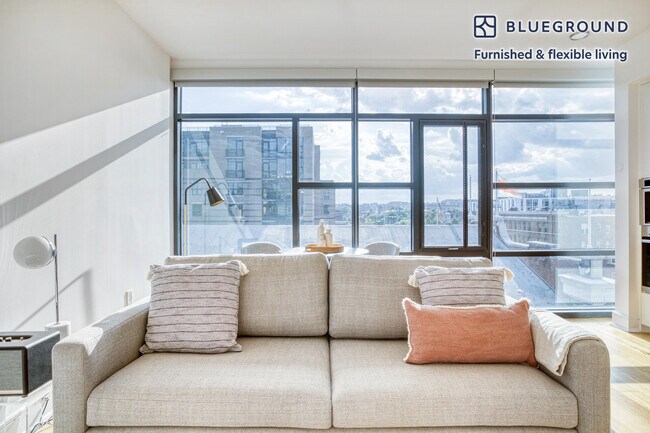 618 T St NW-Unit -FL6-ID285 in Washington, DC - Building Photo - Building Photo