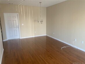 76 Liberty St in Southington, CT - Building Photo - Building Photo