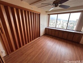 2333 Kapiolani Blvd in Honolulu, HI - Foto de edificio - Building Photo