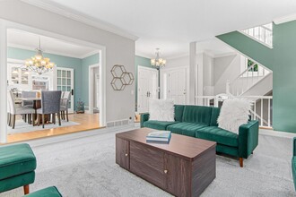 6445 Vernon Ave S in Minneapolis, MN - Building Photo - Building Photo