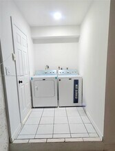 8576 SW 210th Terrace in Cutler Bay, FL - Building Photo - Building Photo