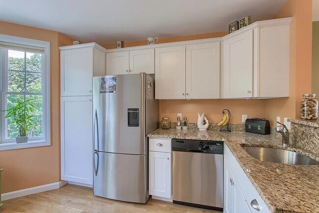 101 Hopkins St in Wakefield, MA - Building Photo - Building Photo