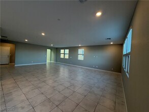 2617 Gallarate Dr in Henderson, NV - Building Photo - Building Photo