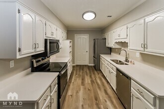 1935 Pecan Ridge N in Southaven, MS - Building Photo - Building Photo