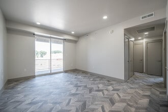 The Lofts on Broadway in Idaho Falls, ID - Foto de edificio - Building Photo