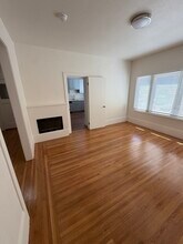 495 Elwood Ave, Unit 7 in Oakland, CA - Building Photo - Building Photo