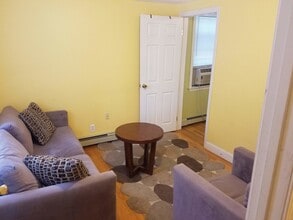 175 3rd St, Unit 1 in Cambridge, MA - Foto de edificio - Building Photo