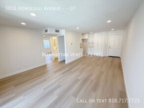 3016 Honolulu Ave in Glendale, CA - Building Photo - Building Photo