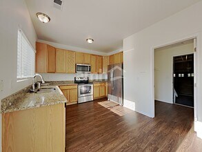 1182 S Fultondale Cir in Aurora, CO - Building Photo - Building Photo
