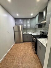 41-48 70th St in Queens, NY - Building Photo - Building Photo