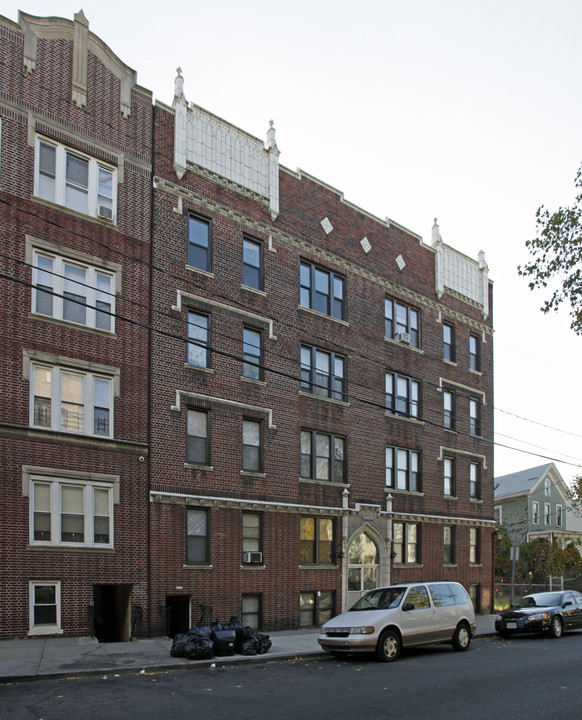 11-15 Gardner Ave in Jersey City, NJ - Foto de edificio