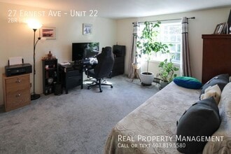 27 Ernest Ave in Exeter, NH - Building Photo - Building Photo