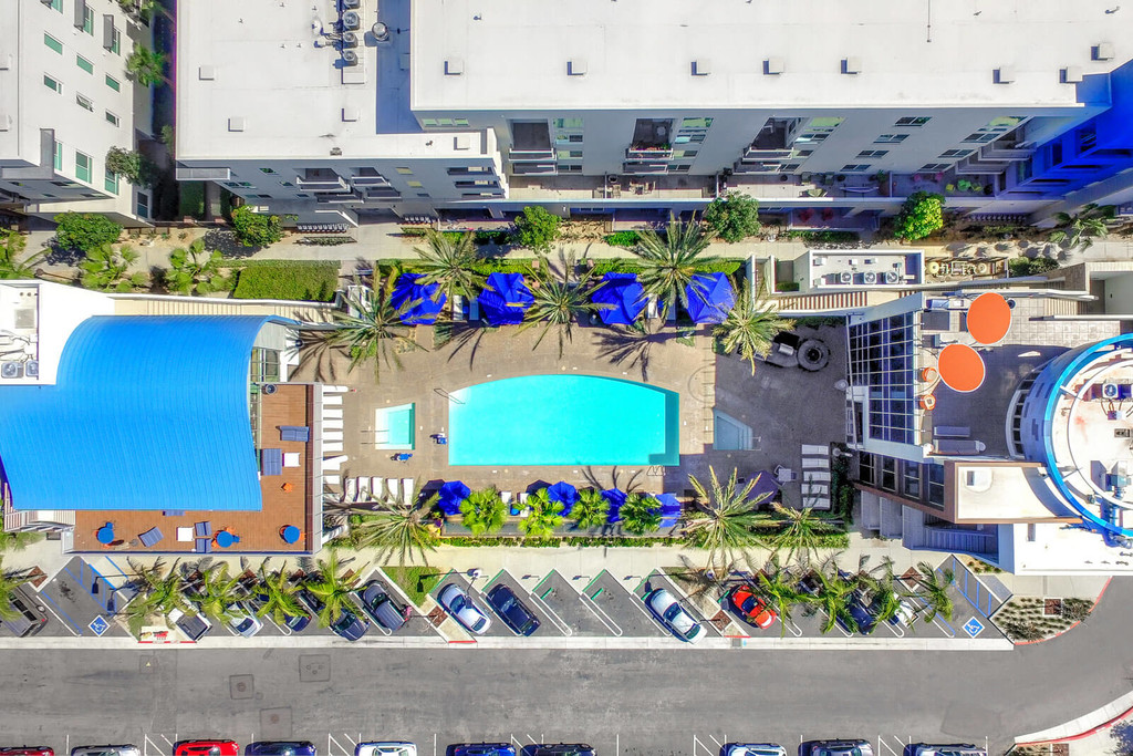 Boardwalk by Windsor Apartments in Huntington Beach, CA ...