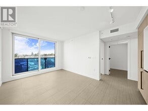 5058-5058 Joyce St in Vancouver, BC - Building Photo - Building Photo