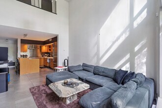 1168 Richards St in Vancouver, BC - Building Photo - Building Photo