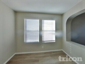 2615 Thunder Gulch in San Antonio, TX - Building Photo - Building Photo