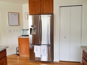 8550 135th Ave SE in Newcastle, WA - Building Photo - Building Photo