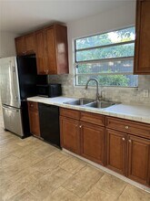 1416 SW 33rd Ct in Fort Lauderdale, FL - Building Photo - Building Photo