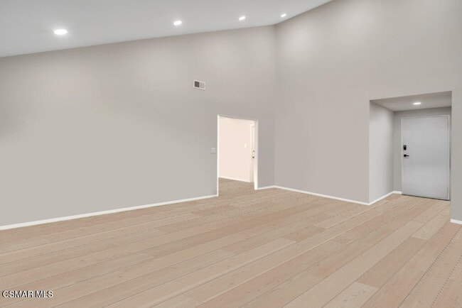 1637 Downing St in Simi Valley, CA - Building Photo - Building Photo