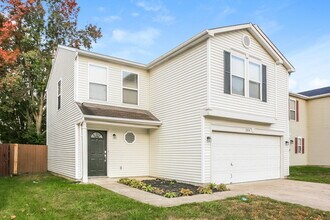 2014 Dutch Elm Dr in Indianapolis, IN - Building Photo - Building Photo