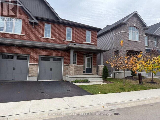 11 Gleason Cres in Kitchener, ON - Building Photo - Building Photo