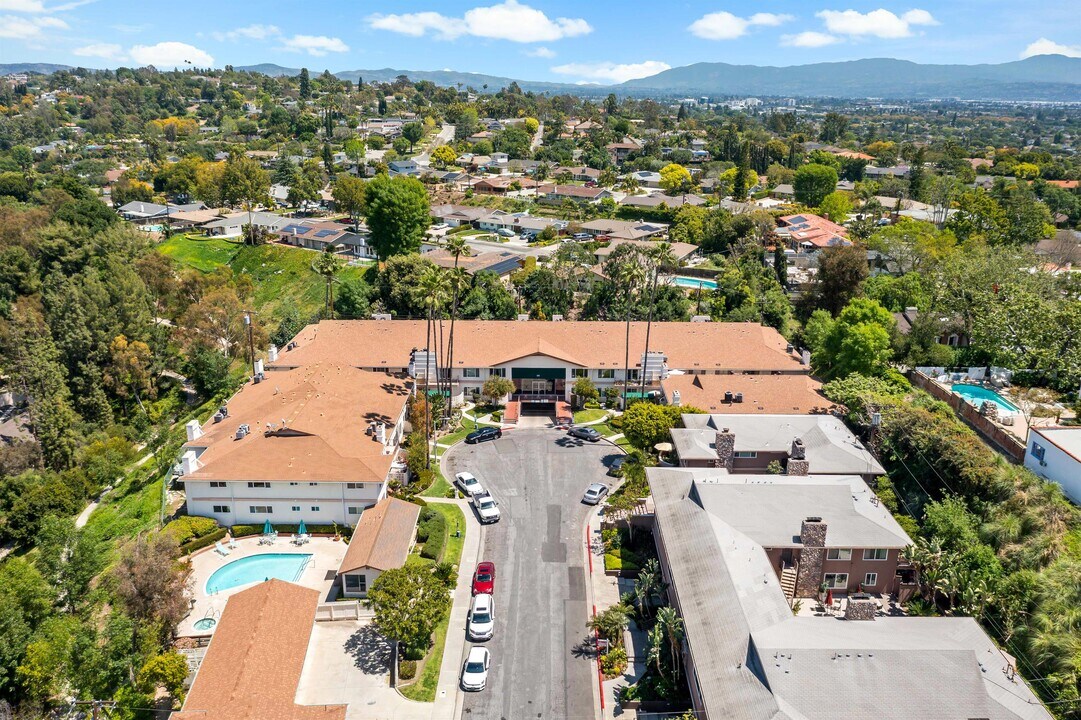 1360 Shadow Lane114 M in Murrieta, CA - Building Photo
