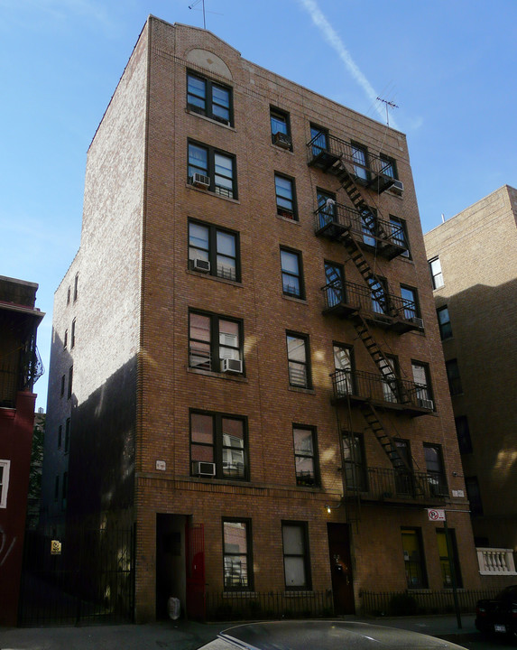 2474 Grand Ave in Bronx, NY - Building Photo