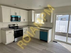 325 W Ave F in Jerome, ID - Building Photo - Building Photo