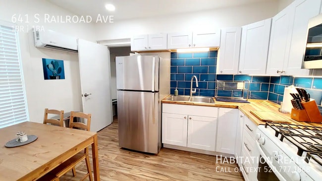 property at 641 S Railroad Ave