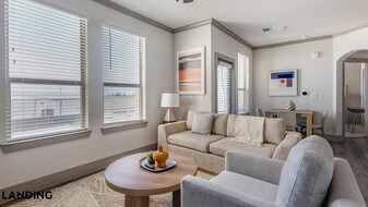 12500 Shadowglen Trce in Manor, TX - Building Photo